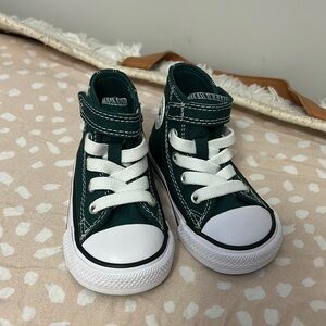 Brand new never worn eagles green converse hi top